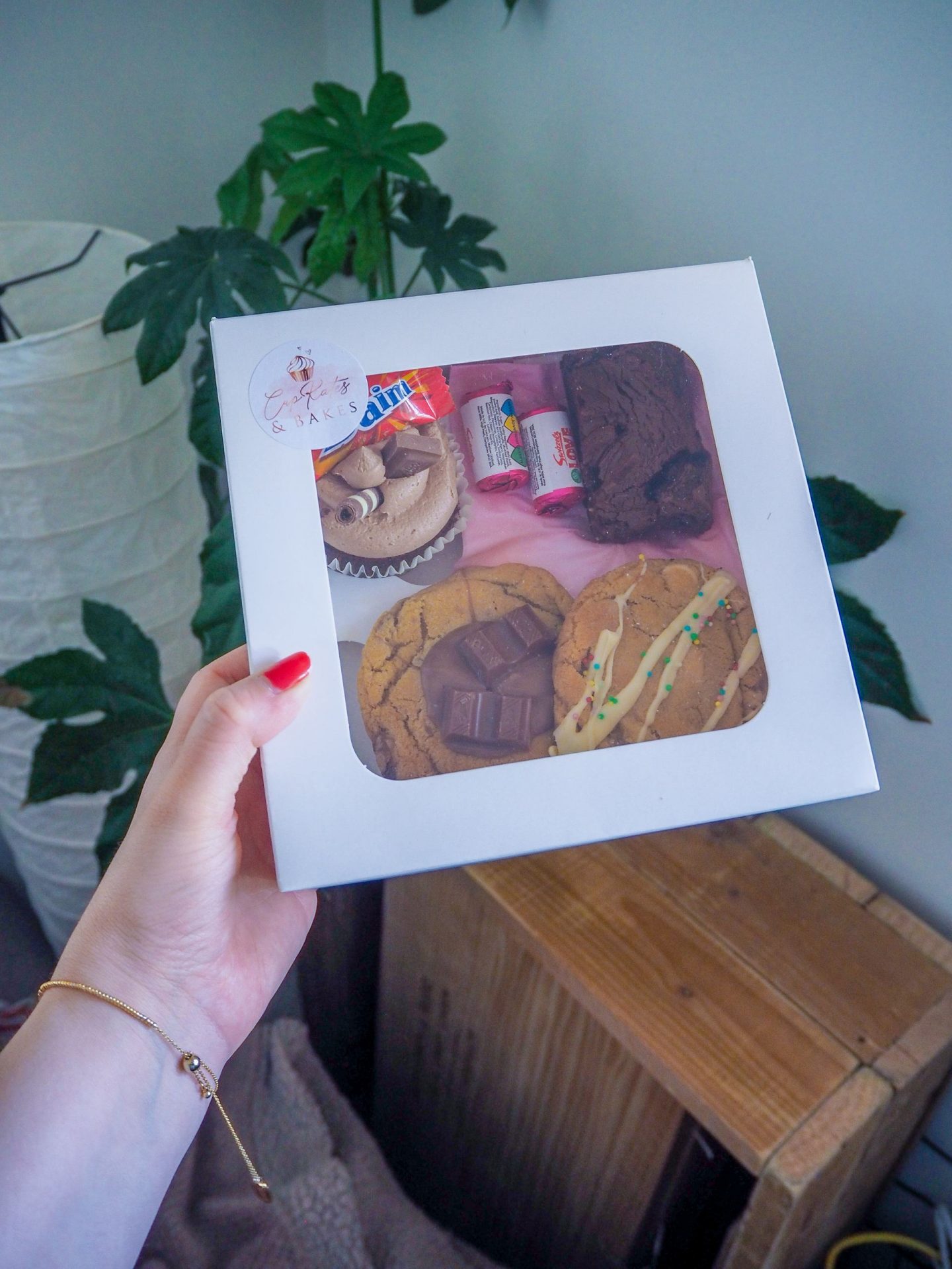 delivery from CupKates & Bakes