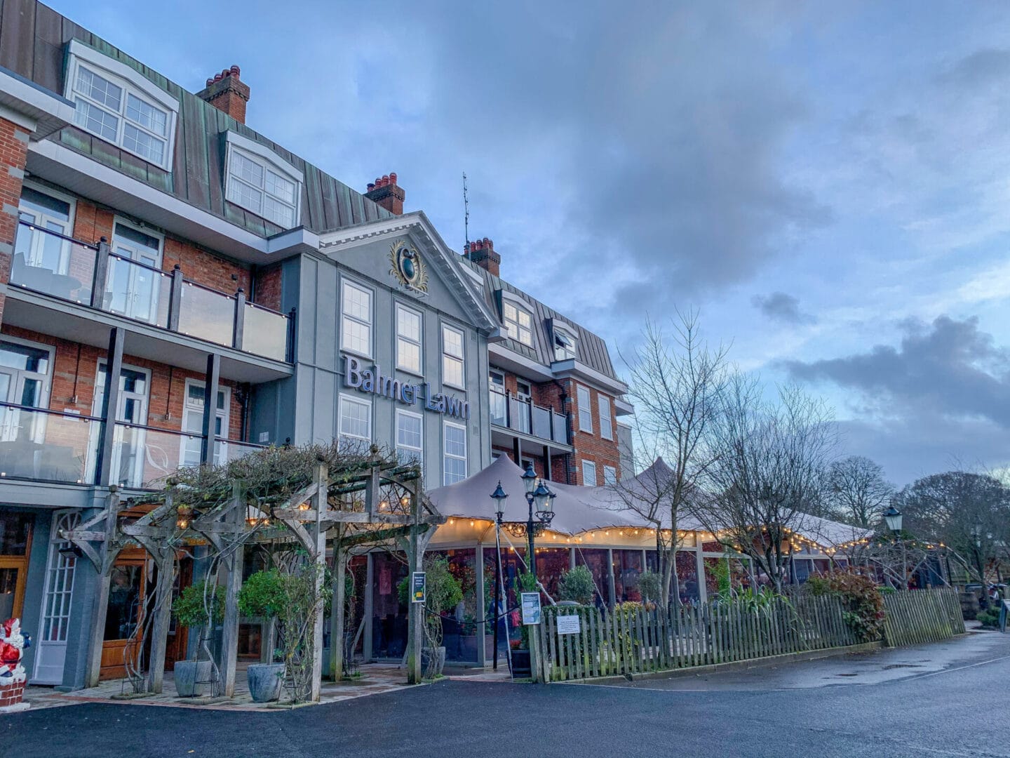 Balmer Lawn Hotel